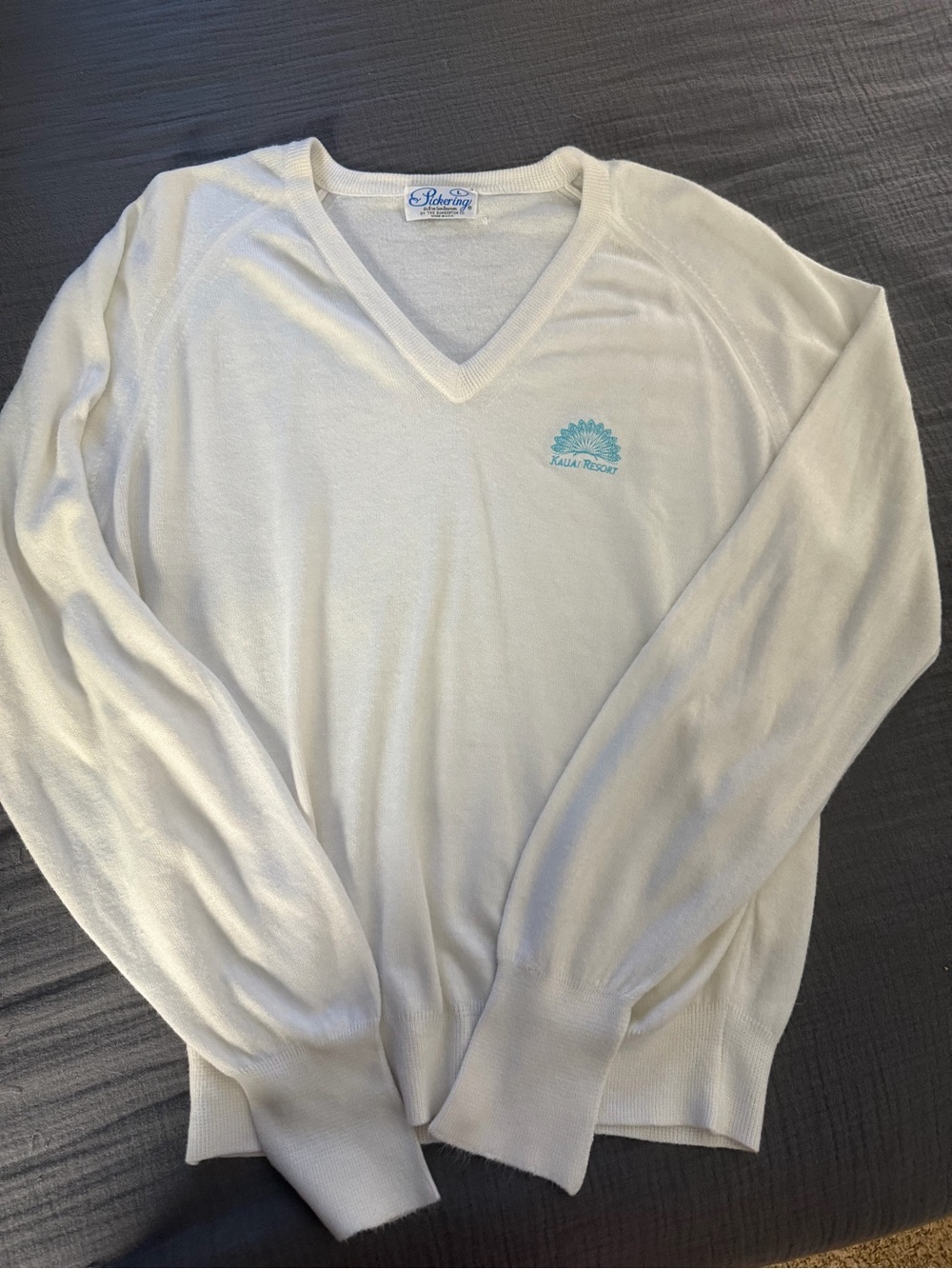Pickering Active Sportswear V-Neck White Sweater